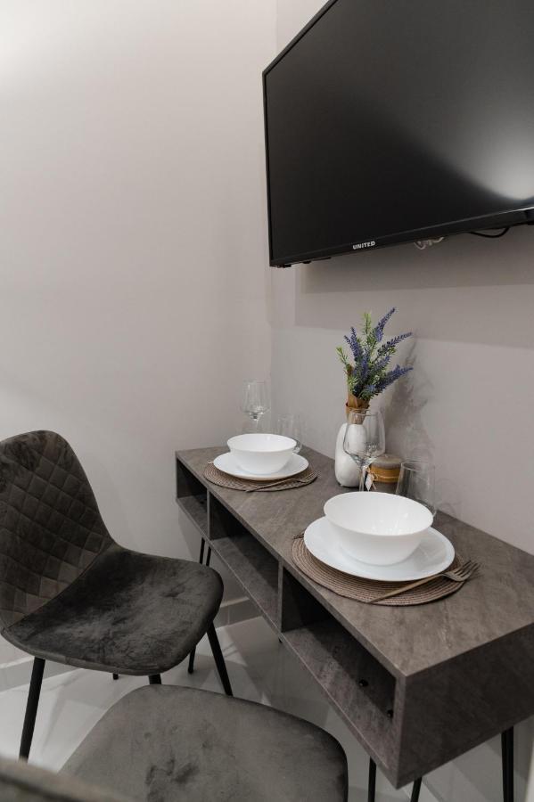 M10 Central Apartments Alexandroupolis Esterno foto