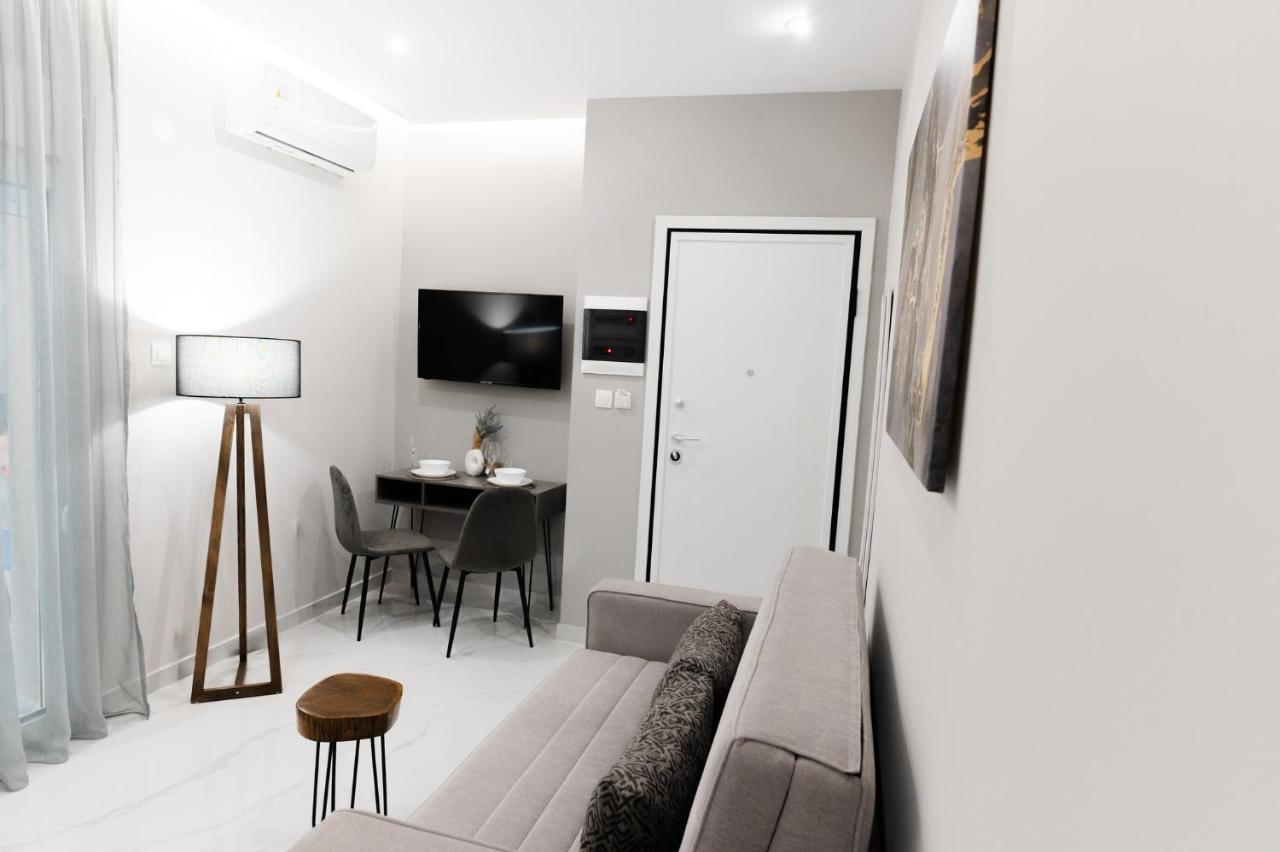 M10 Central Apartments Alexandroupolis Esterno foto